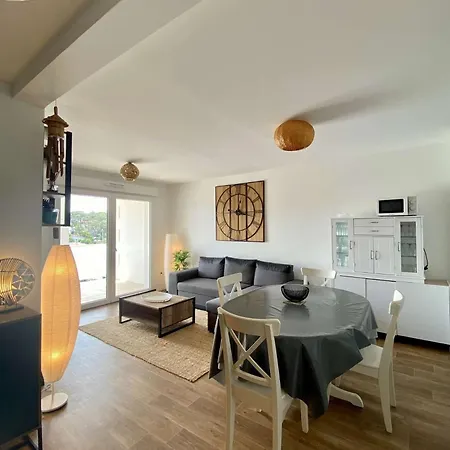 Résidence Les Embruns - Neuf à Proximité Des Commodités Pour 4 Personnes Avec Parking Mae-9381 Appartement